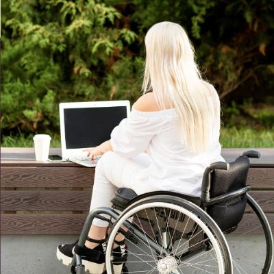 Правова допомога для людей з інвалідністю і переселенців: проєкт «Доступне право»