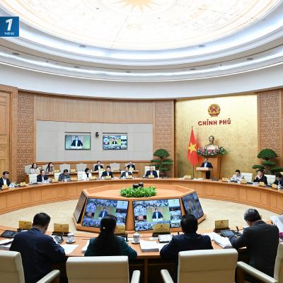 Thời sự 18h 8/11/2025: Thủ tướng đề nghị tập trung phòng, chống khắc phục hậu quả bão lũ