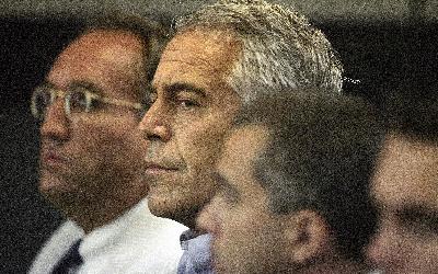 Epstein Luncheon Attendee Argues It Was an Intelligence Op Honey Trap w/ Eric Margolis