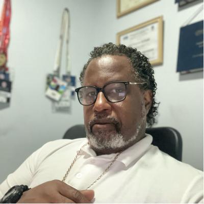 Previa del juego de Limòn Black Star ambiente que se vive