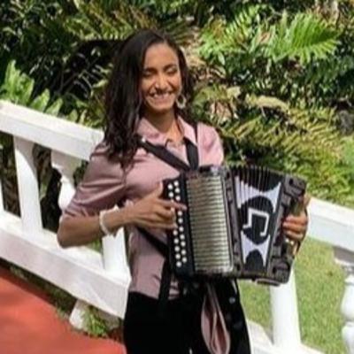 Johanna Tavarez, merenguéra típica nos cuenta sobre su participación en la canción "Plan Perfecto" de María Marcelino