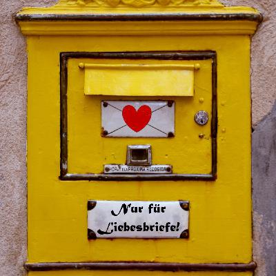 Urteil für Pressefreiheit | Digitaler Protest gegen AfD | Mehrsprachiger Vorlesetag | Postkarten gegen Einsamkeit