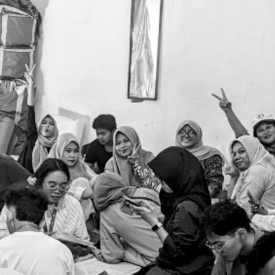 KKN (Kuliah, Kerja, Nyantai)