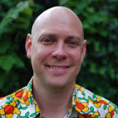 Kinderboekenschrijver Jozua Douglas over zijn nieuwste boek Professor Prank Kinderboekenschrijver Jozua Douglas over zijn nieuwste boek Professor Prank