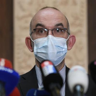 Brífink Blatného k očkování, počtu nakažených i vakcíně