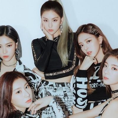 ITZY - WANNABE by Puja Putra