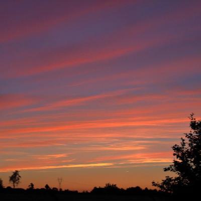 Obrolan Sore Menjelang Maghrib