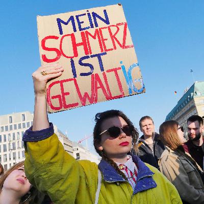 Fall Collien Fernandes - Deepfakes und Hass-Posts: Wie Frauen vor Gewalt schützen? Fall Collien Fernandes - Deepfakes und Hass-Posts: Wie Frauen vor Gewalt schützen?