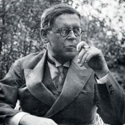 Týden s básníkem: Josef Palivec - Tma bzučí Týden s básníkem: Josef Palivec - Tma bzučí