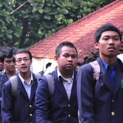 022 - Plis.. jangan mabimin kami lagi plis, plis.. Plis yah temen-temen, plis..