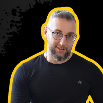 Peter Podlesný : Častokrát idú chlapi do vzťahu nepripravení (rozhovor) Peter Podlesný : Častokrát idú chlapi do vzťahu nepripravení (rozhovor)