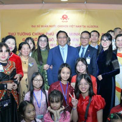 Thời sự 6h 19/11/2025: Thủ tướng Phạm Minh Chính gặp gỡ cộng đồng người Việt Nam tại Algeria