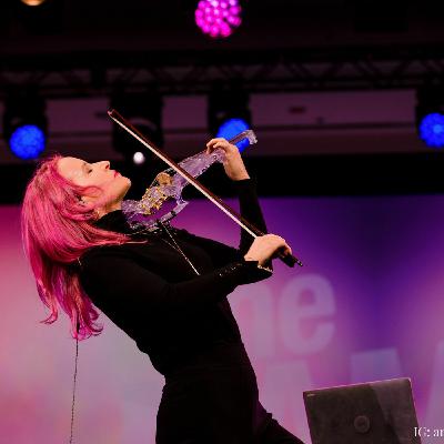 090- Finding One’s Zone of Genius: Laura Escudés Pathway from Classical Musician to Live Show Designer and Producer