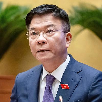 Phó thủ tướng Lê Thành Long nói về quy định kỷ luật học sinh Phó thủ tướng Lê Thành Long nói về quy định kỷ luật học sinh