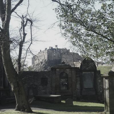 O CEMITÉRIO MAIS SOMBRIO E APAVORANTE DA ESCÓCIA