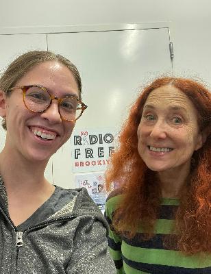 1625_Comedian Caroline Blair has fought off some tough shit and she it killing it!