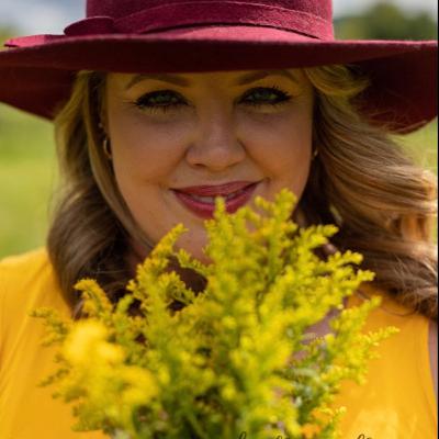 Episode 12 - Interview with Jennifer Ford - Breathe & Be Present Episode 12 - Interview with Jennifer Ford - Breathe & Be Present