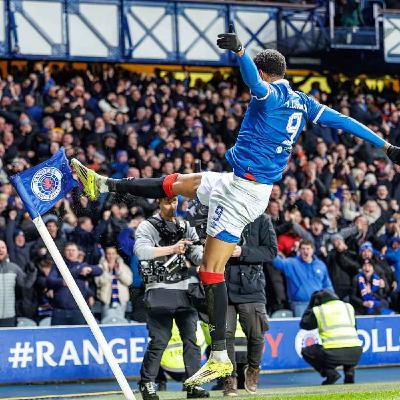 Rangers & Celtic Close the Gap on Hearts... Who Has What It Takes to ACTUALLY win the Title?! Rangers & Celtic Close the Gap on Hearts... Who Has What It Takes to ACTUALLY win the Title?!