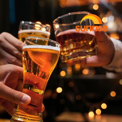 18-year study finds social drinkers had greater success later in life