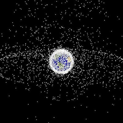Blue Jays take the series in 4 games, defeating the Yankees 5-2, American commerce secretary tells Canada to cool it on cars and removing these 50 objects from orbit would cut danger from space junk in half.