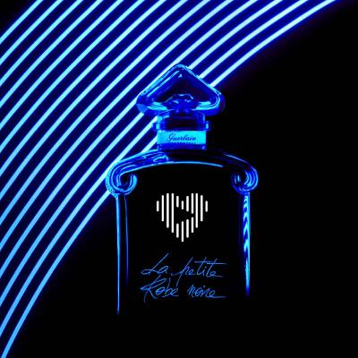 Mise au Parfum #16- La création de La Petite Robe Noire Mise au Parfum #16- La création de La Petite Robe Noire