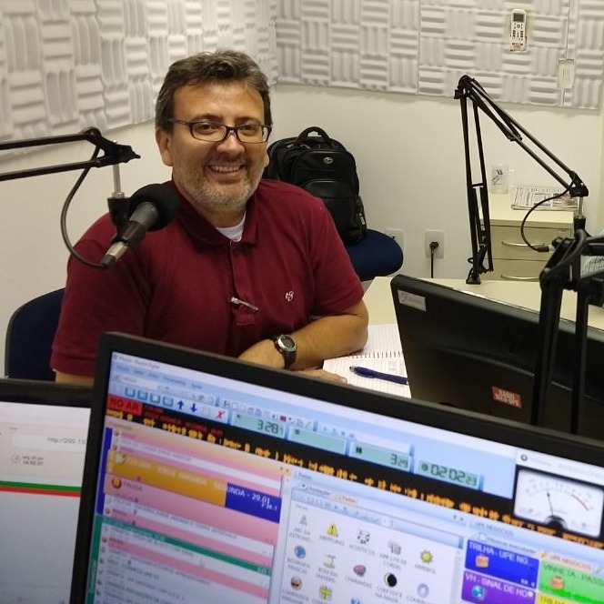 RÁDIO WEB UPE (podcast)