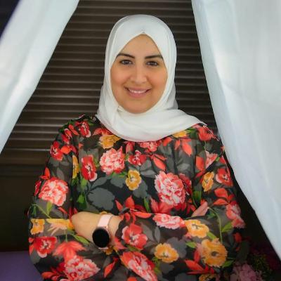 EP 13 - Walaa Darkal تحديات الغربة و التربية مع ولاء دركل