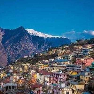 जोशीमठ के पहाड़ जोशीमठ के पहाड़