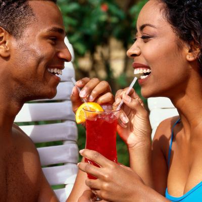 All or nothing - Should ladies not fully commit until they get a ring?