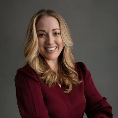 Fashion Choices & Workplace Satisfaction: Tessa West on Fashion, Leadership, and Success Fashion Choices & Workplace Satisfaction: Tessa West on Fashion, Leadership, and Success