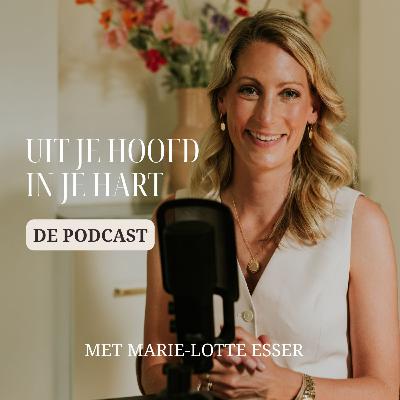 Is een boek schrijven nog wel zo'n goed idee? (ft. Dyenne Borst & Hermelijn van der Meijden) - #4 Is een boek schrijven nog wel zo'n goed idee? (ft. Dyenne Borst & Hermelijn van der Meijden) - #4