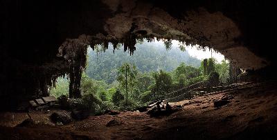 Graeme Barker: A Tale of Two Caves