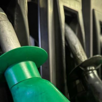 Louise Ní Bhaoill, ó chomhlacht iompar Uí Bhaoill, Martin Boyle Haulage. Louise Ní Bhaoill, ó chomhlacht iompar Uí Bhaoill, Martin Boyle Haulage.