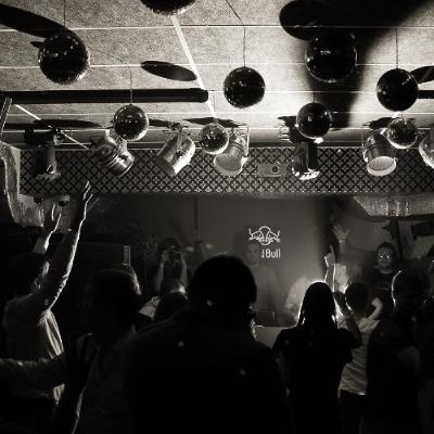 Wonderground Seven Fridays