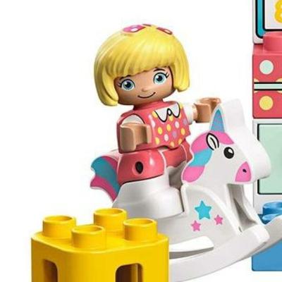 A little bit of Duplo (Big lego toys)