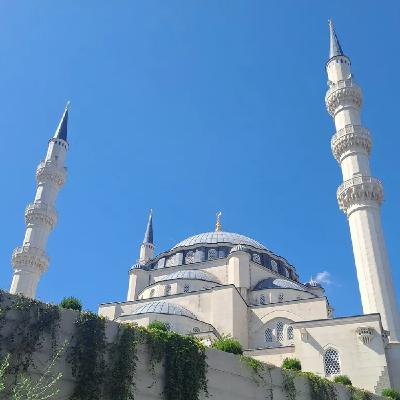 Albania comienxa en Tirana: guía intensiva de la ciudad