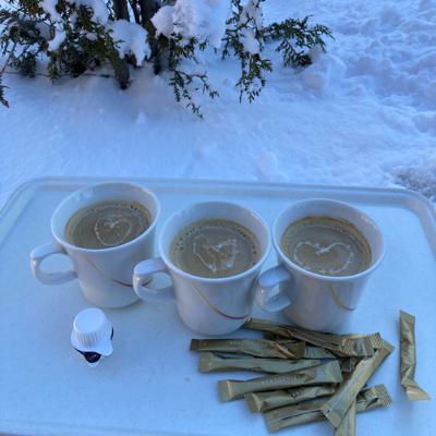 Apa yang lebih nikmat dari secangkir kopi?