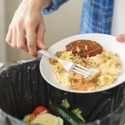 (obliger de) réduire le gaspillage