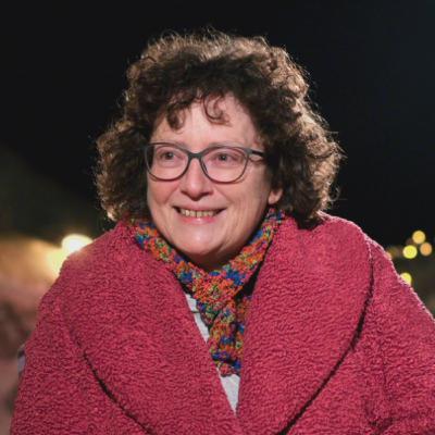 6: Elin Jones