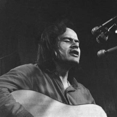 Willie Dunn | The resonant voice of Canada's indigenous people; with guest Kelly Mulhollan Willie Dunn | The resonant voice of Canada's indigenous people; with guest Kelly Mulhollan