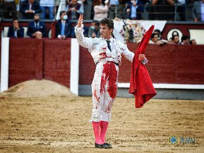 Onda Ruedo 4x05| Daniel Luque: "Lo último que pasé fue miedo. Cuando me quité el vestido pensé, tenía que ser así"