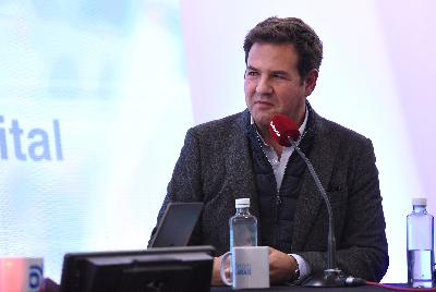 Alcalde de Las Rozas: "Llevamos años trabajando en la libertad para poder vivir así" Alcalde de Las Rozas: "Llevamos años trabajando en la libertad para poder vivir así"