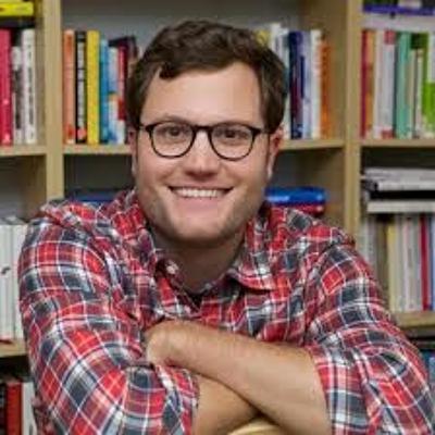 10,000 Hours With Reid Hoffman 10,000 Hours With Reid Hoffman