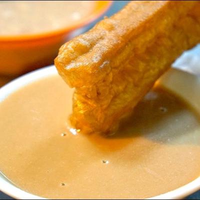 87. 現炸油條｜Freshly Fried Chinese Crullers｜揚げたての揚げパン
