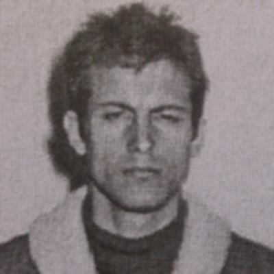 פשע בתשע פרק 8 ואחרון לעונה (עונה 1) יון רימארו 'הערפד של בוקרשט' פשע בתשע פרק 8 ואחרון לעונה (עונה 1) יון רימארו 'הערפד של בוקרשט'