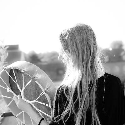 Qui je suis : Olga RA - Chamane et Cosmoénergéticienne