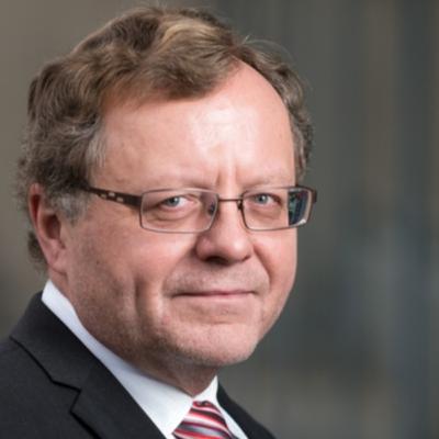 Problém je v řízení našeho státu. Tam je ten problém! Říká šéf NKÚ Miloslav Kala