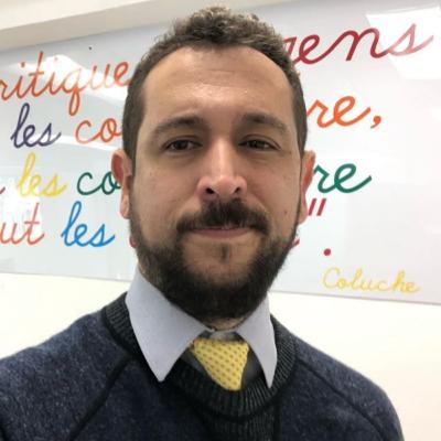 Como enseñar robótica siendo publicista y no morir en el intento. Como enseñar robótica siendo publicista y no morir en el intento.