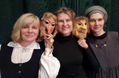 Savadbīgus atgadījumus no dzīves Vecgada vakarā atklāj stāstnieces