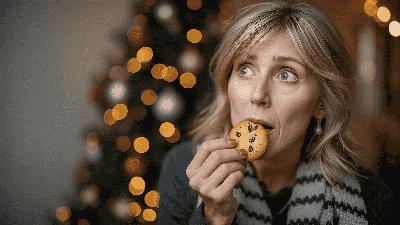 #358: Holiday Fat Loss: Possible or Pointless?